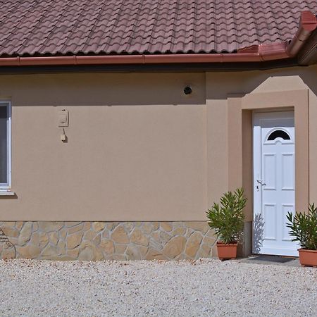 R.Gold Apartman Mako Bagian luar foto