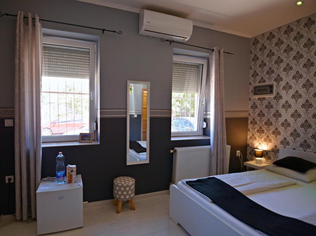 R.Gold Apartman Mako Bagian luar foto