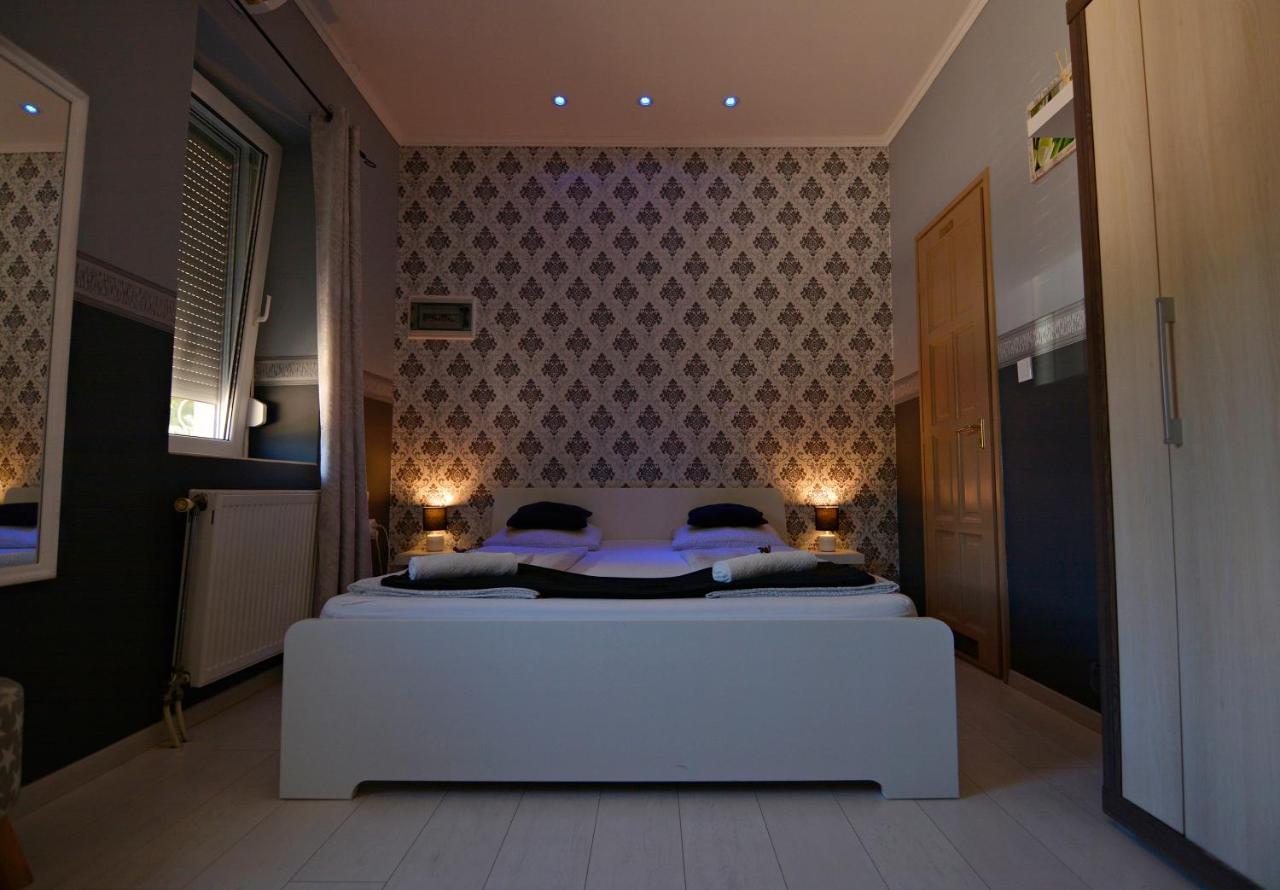 R.Gold Apartman Mako Bagian luar foto
