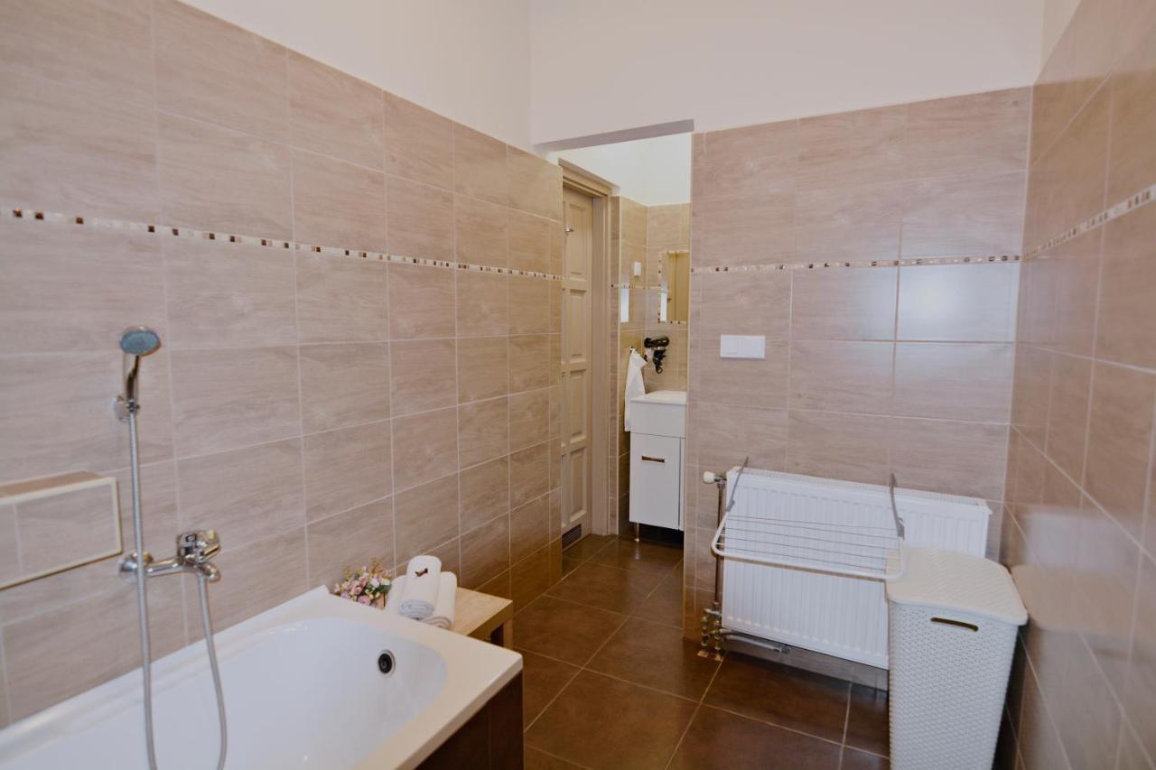 R.Gold Apartman Mako Bagian luar foto