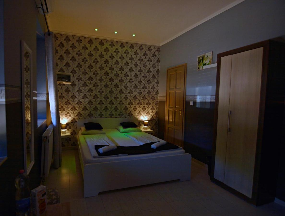 R.Gold Apartman Mako Bagian luar foto